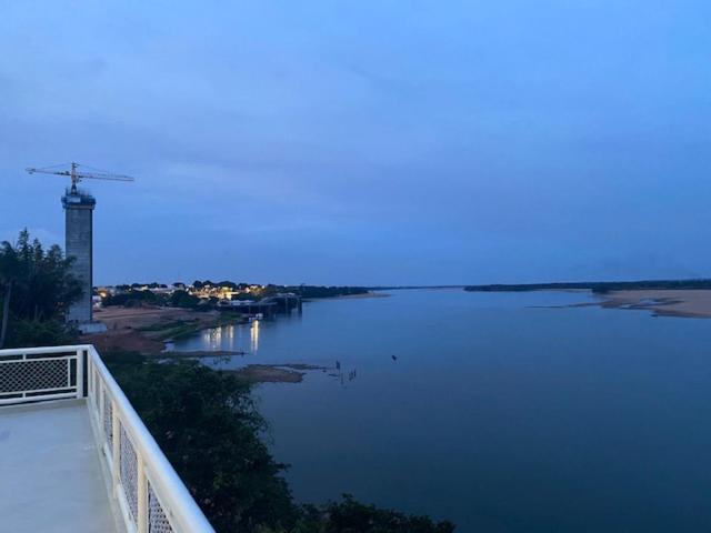 Hotel Orla Do Rio Branco Боа Виста Екстериор снимка